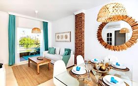 Jabega Beach - 4 Minutes From The Beach